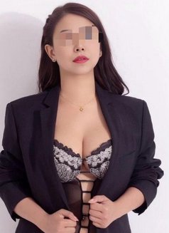 Casanova - escort in Singapore Photo 5 of 5