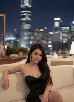 Case - puta in Bangkok Photo 2 of 5