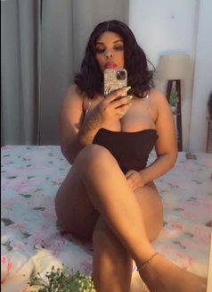Queen of GFE - puta in Pune Photo 5 of 5