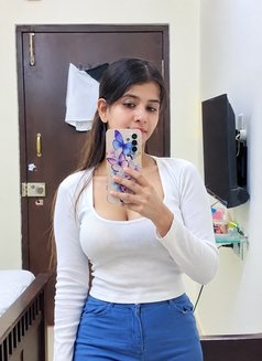 Cash on Delivery - escort in Hyderabad Photo 4 of 8
