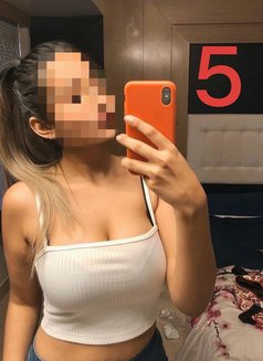 Cash on Delivery - escort in Guwahati Photo 1 of 4