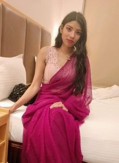 Cash on Delivery 🥀 Real Meet and Webcam - puta in Ahmedabad Photo 2 of 3