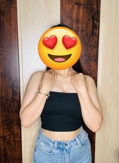 (cash only) - escort in Chandigarh Photo 2 of 3