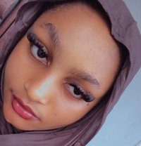 Cash Payment - escort in Muscat