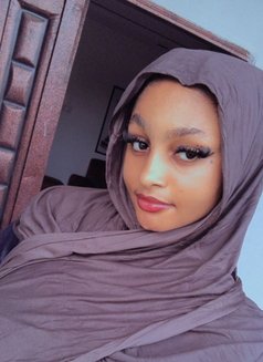 Cash Payment - escort in Muscat Photo 4 of 5