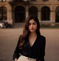Cash Payment - escort in Candolim, Goa