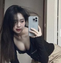 Cash Payment Genuine Escort - puta in Hyderabad Photo 1 of 2