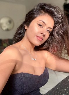 Cash Pay Genuine &Premium service - adult performer in Hyderabad Photo 5 of 6