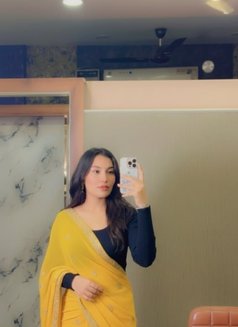 Cash Payment Guaranteed Real Meet - escort in Surat Photo 2 of 6