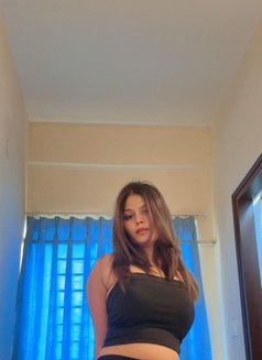 Cash Payment Only Well Educated Genuine - puta in Hyderabad Photo 1 of 6