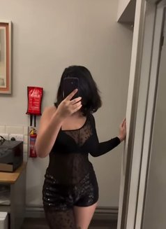 Cash to Hand Kolkata Escort Service - puta in Kolkata Photo 2 of 7