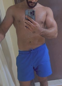 Casper for Man Ladies and Couples - Male escort in Abu Dhabi Photo 3 of 3