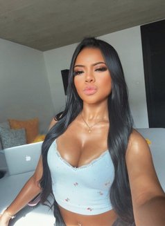 Cassandra 19yo - escort in Dubai Photo 7 of 8