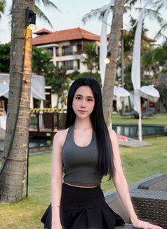 Cassandra - escort in Bali Photo 3 of 8