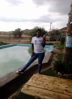 Cassandra - puta in Windhoek Photo 1 of 3