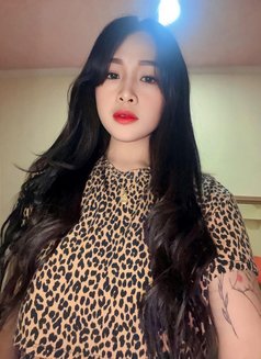 Cassey - escort in Manila Photo 7 of 7