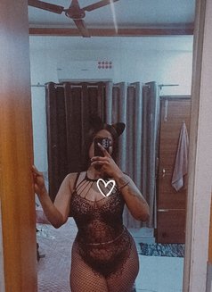 Cassie"bigbooty gal" - puta in Chandigarh Photo 5 of 6