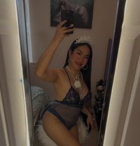 Cassie - Acompañantes transexual in London