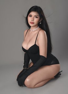 Cassie - Acompañantes transexual in Manila Photo 7 of 11