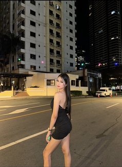 Cassie - Transsexual escort in Manila Photo 7 of 10