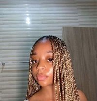 Cassie - masseuse in Abidjan