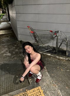 Cassie Miller - Acompañantes transexual in Makati City Photo 13 of 14