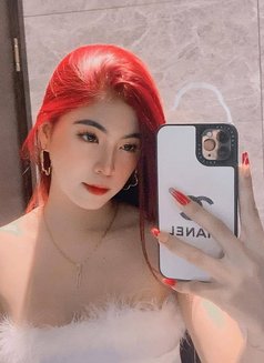 Cassie Perrey - escort in Manila Photo 2 of 6