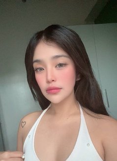 Cassie - the Courtesans of Manila - escort agency in Manila Photo 4 of 7