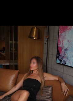 Cassie x British 🇬🇧 - escort in Dubai Photo 4 of 16