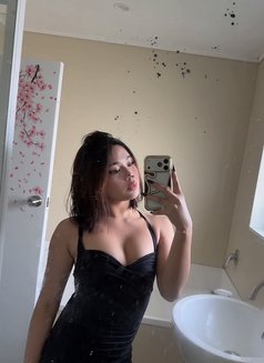 Cassy - Transsexual escort in Auckland Photo 7 of 12