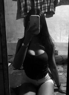 Cassy Garcia - Transsexual escort in Manila Photo 3 of 6