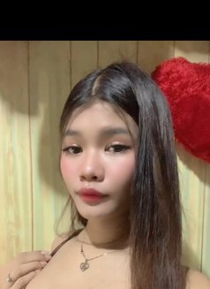 Cassy Garcia - Transsexual escort in Manila Photo 4 of 6