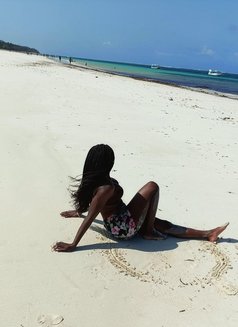 Cassy - puta in Ukunda Photo 9 of 10