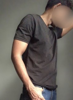 Casual Connection - Male escort in Colombo Photo 3 of 4