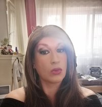 Cat Deluxe - Transsexual escort in Berlin