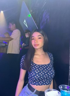 Cat Thanya Bbc - Transsexual escort in Manila Photo 2 of 3