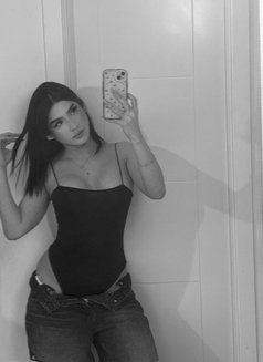 Cataleya - Transsexual escort in Barcelona Photo 7 of 8