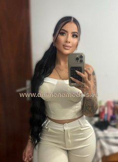 Catalina Colombian Cim Anal - puta in Al Manama Photo 3 of 11