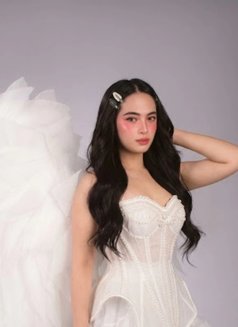 Catalina - Acompañantes transexual in Doha Photo 1 of 4