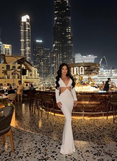 Catalina the queen - Transsexual escort in Dubai Photo 27 of 30