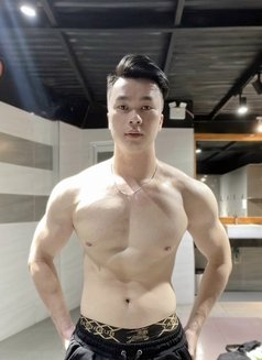 Catalogue Boyz - Male escort in Ho Chi Minh City Photo 3 of 30
