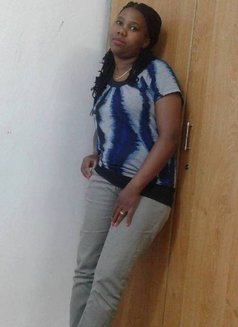 Cate - masseuse in Thika Photo 2 of 3