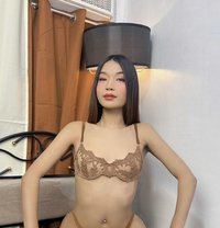 Cath Adrianna - Transsexual escort in Makati City