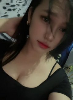 Cath - Transsexual escort in Ajmān Photo 7 of 8