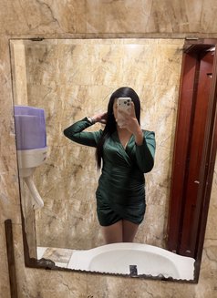 Cath - Acompañantes transexual in Ajmān Photo 6 of 7