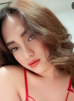 Cathaleya - fully functional - Transsexual escort in Macao Photo 17 of 18