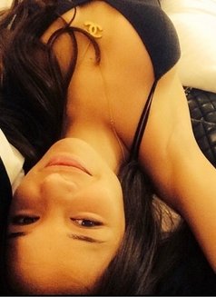 Catharine - escort in Okinawa Island Photo 5 of 8