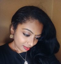 Catherine - dominatrix in Chennai