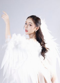 Catherine ๐บ๐ฟ - escort in Bangkok Photo 4 of 13