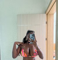Catherine - escort in Accra